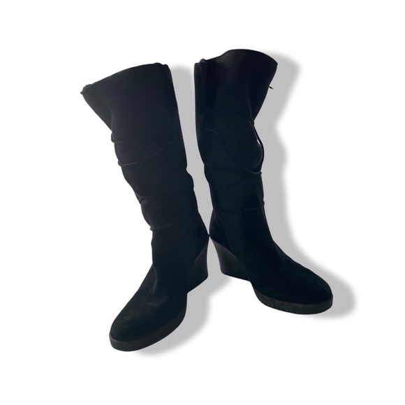 NWOT UGG Wedge Suede Boots - Picture 3 of 8